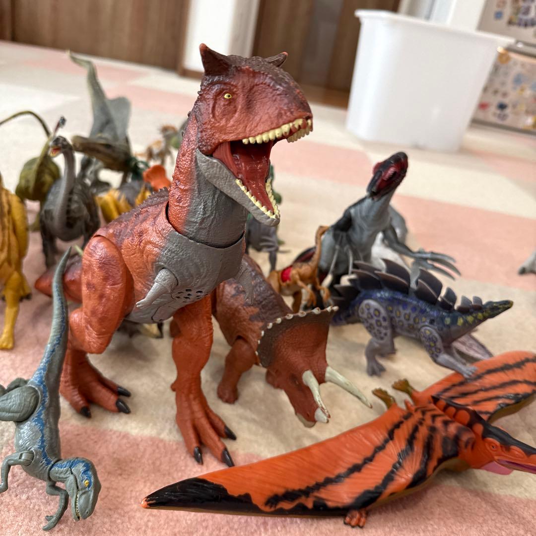 ジュラシックワールド　フィギュアセット　27体