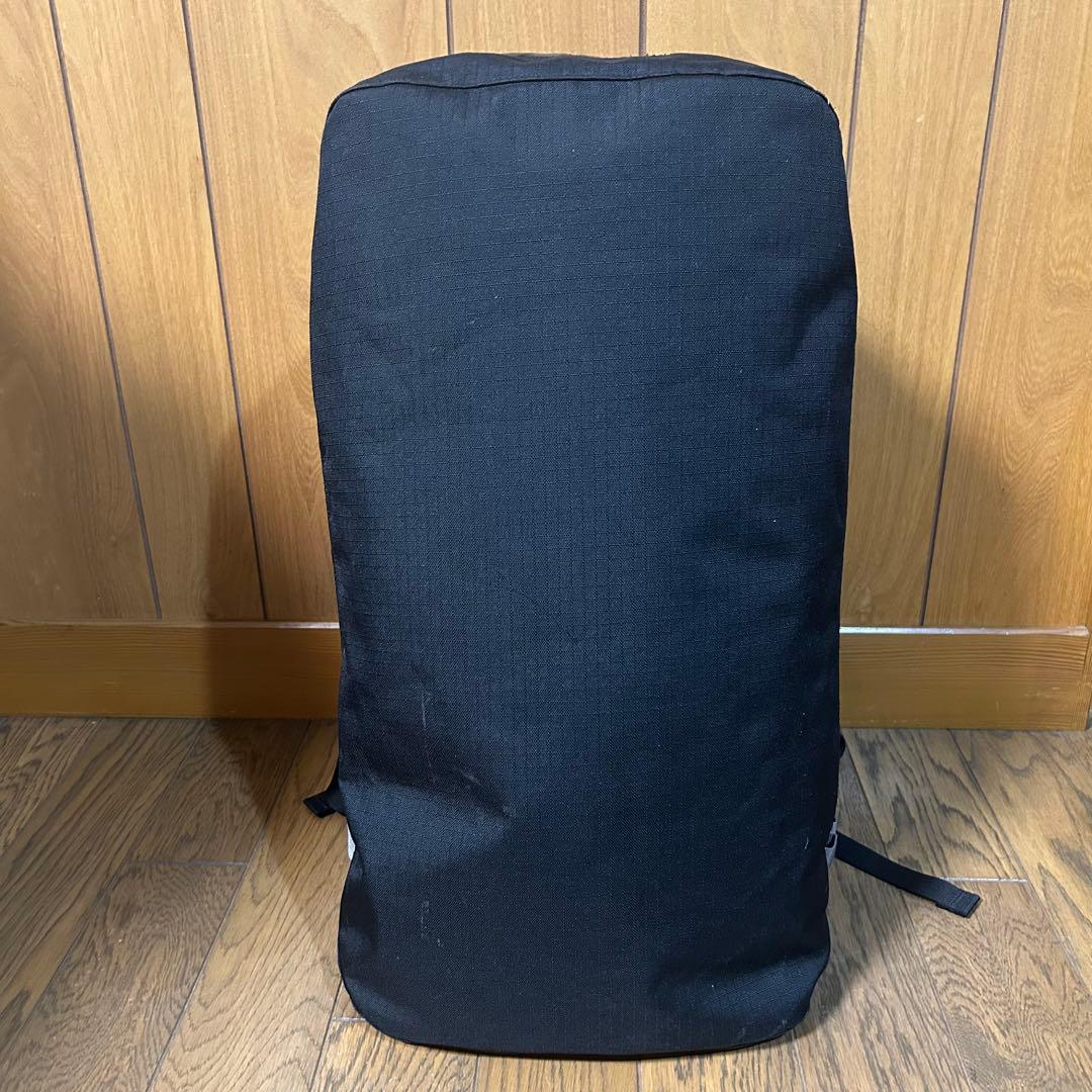 patagonia ボストンバッグ ブラックホール