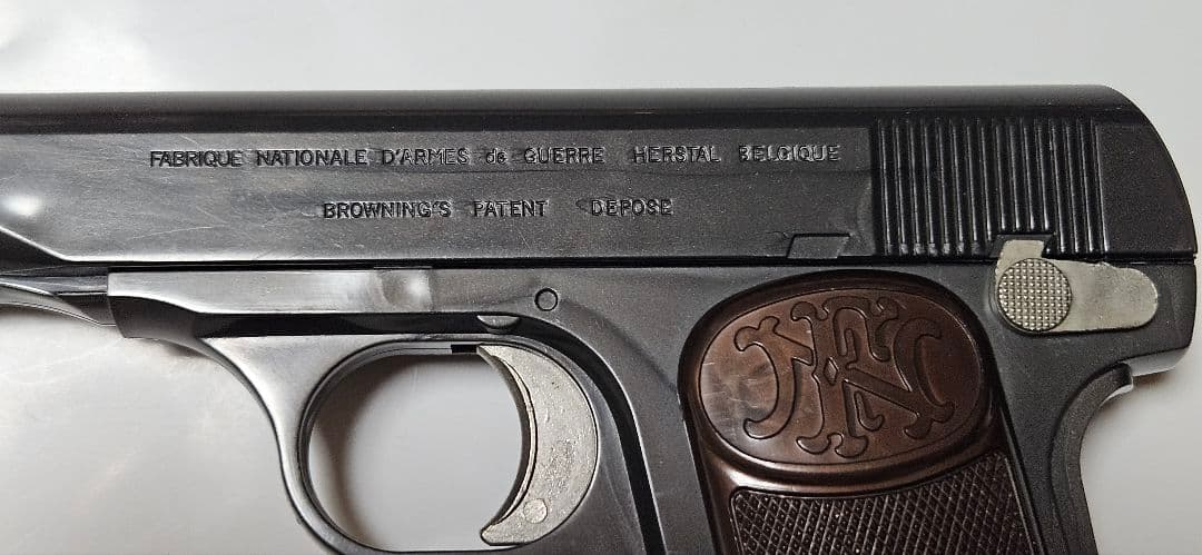 マ*サ様 ブローニング M1910 エアガン