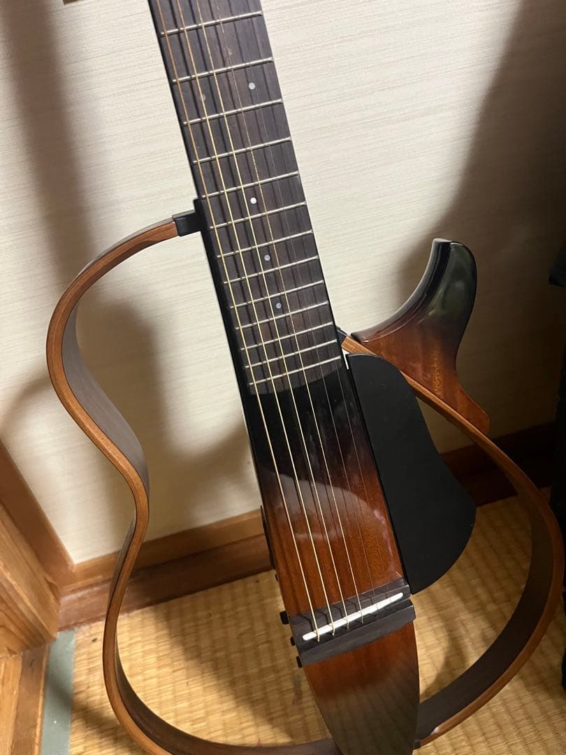 YAMAHA SLG200S サイレントギター