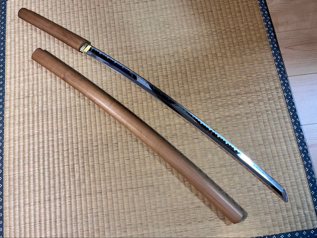 壱　　模造刀　白鞘　２点