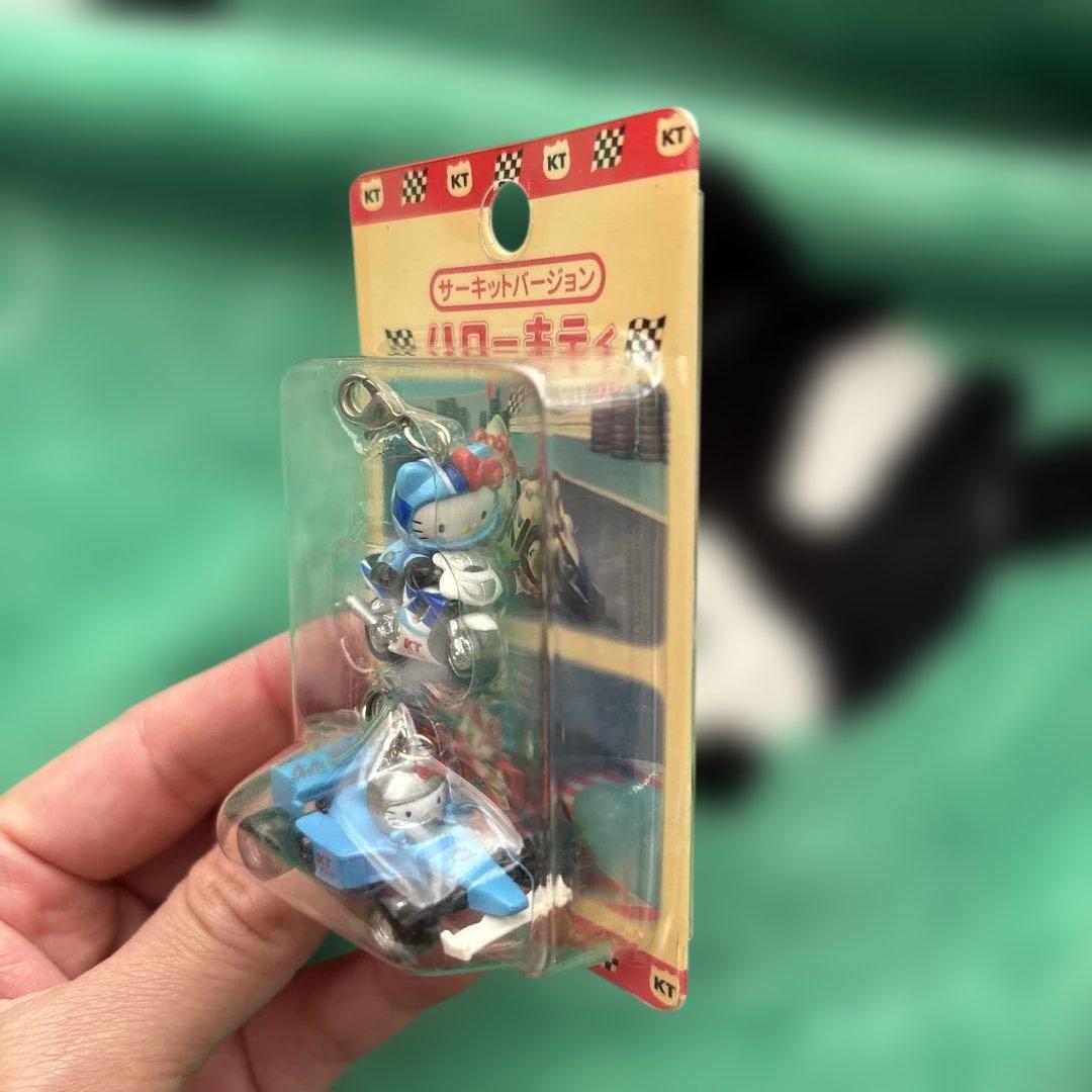 激レア‼️ハローキティ　サーキットバージョン　ファスナーマスコット　新品