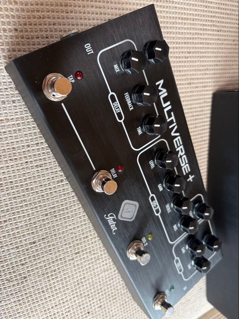 Futra MULTIVERSE Plus ギターエフェクター