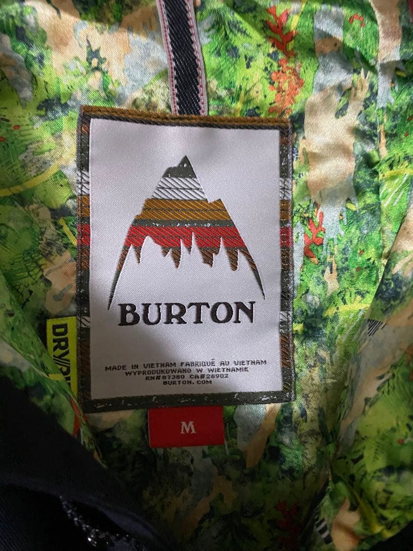 Burton レディースM ボードジャケット　総柄　キルティング　ヒッコリー