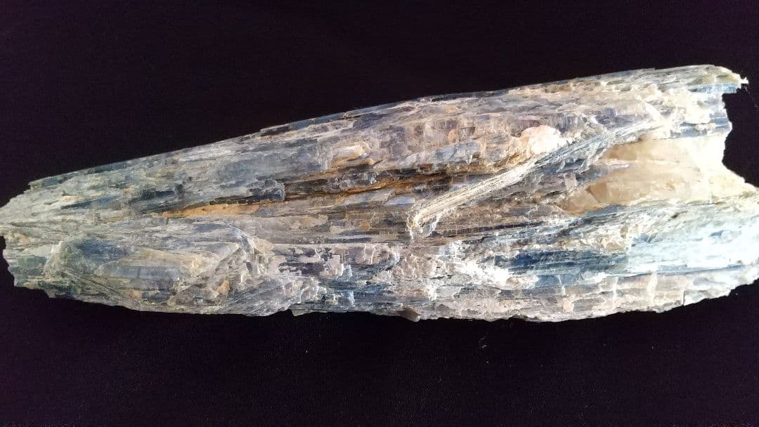 カイヤナイト(原石)