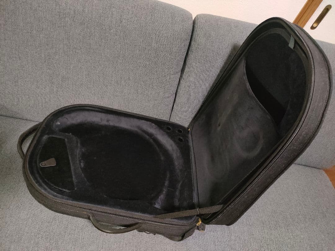 YAMAHA フレンチホルンケース 黒　YHR869D 純正付属ケース　送料込