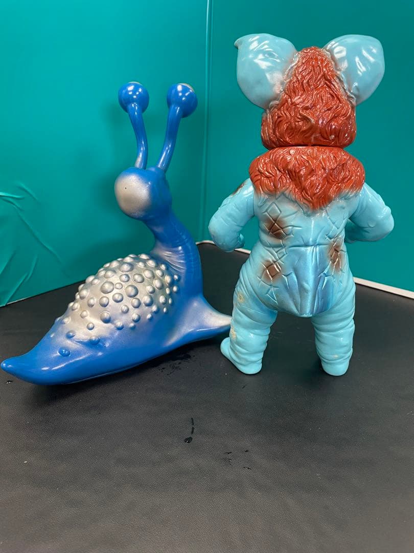 ナメゴン　イカルス星人