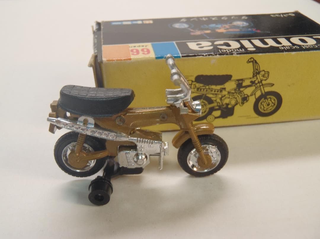 トミカ　ホンダ　ダックスホンダ　ミニカー