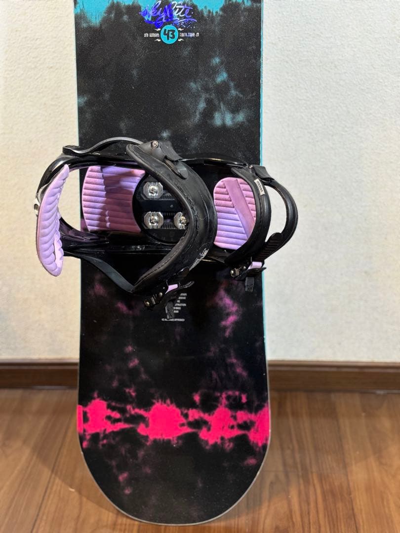 K2 Skylite (143cm) スノーボードビンディング付き
