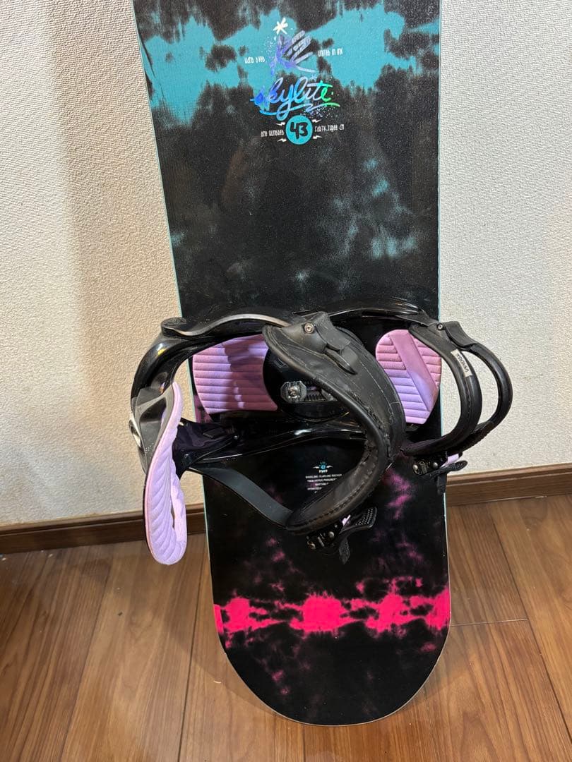 K2 Skylite (143cm) スノーボードビンディング付き
