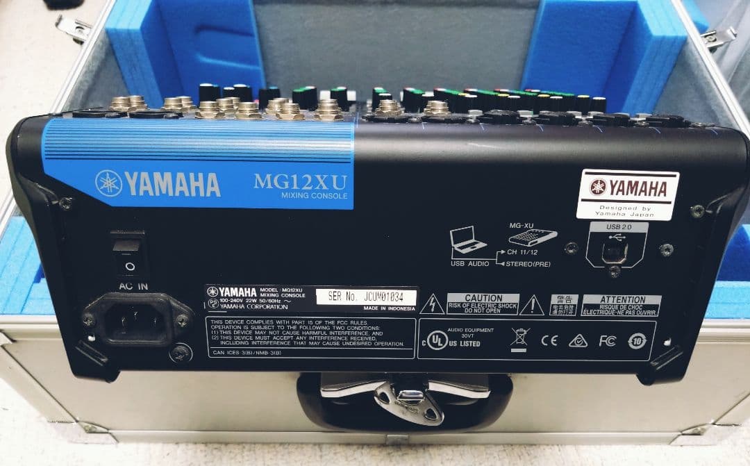 値下げしました☆ヤマハ MG12XU 12チャンネルミキサー【アルミケース付き】