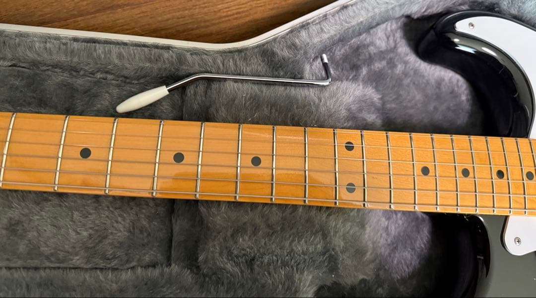 Fender JAPAN ストラトキャスター ブラック