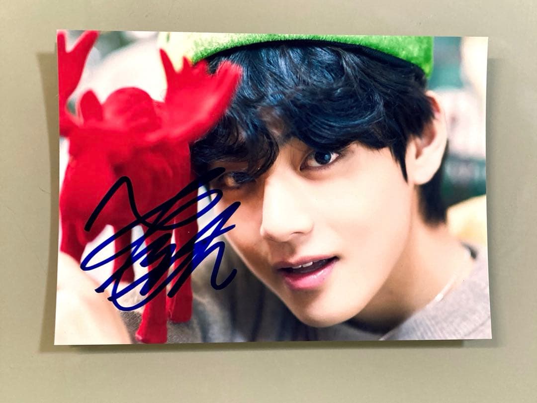 セール中…V直筆サイン入り2Lサイズ写真…BTS…防弾少年団