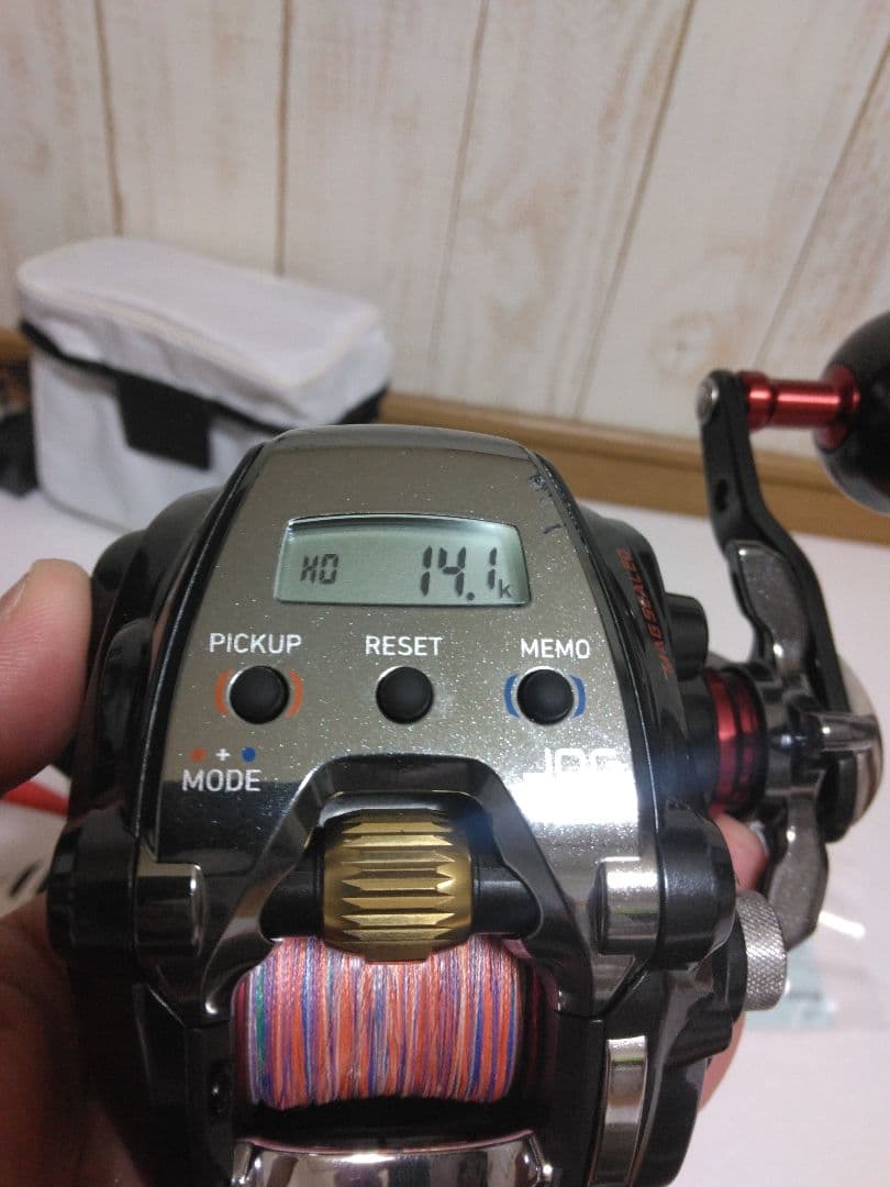 Daiwa SEABORG 200J 電動リールBMOジャパンバッテリーセット
