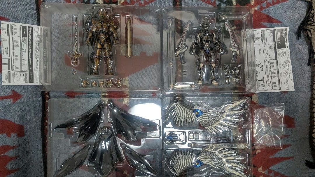 魔戒可動 10th ANNIVERSARY　黄金騎士ガロ 冴島鋼牙 銀牙騎士ゼロ