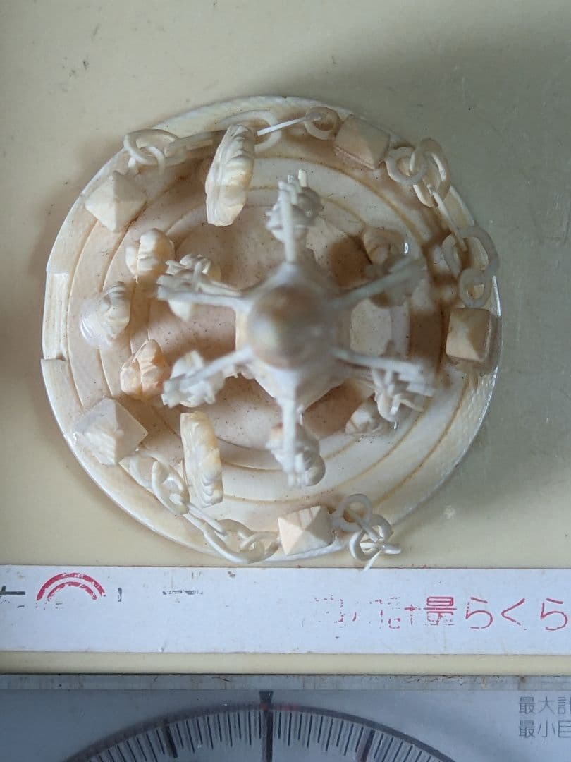 ♦中国伝統工芸美術？骨？鹿角 仏塔 極細密 6列自在 六重の塔 置物飾り 骨董品