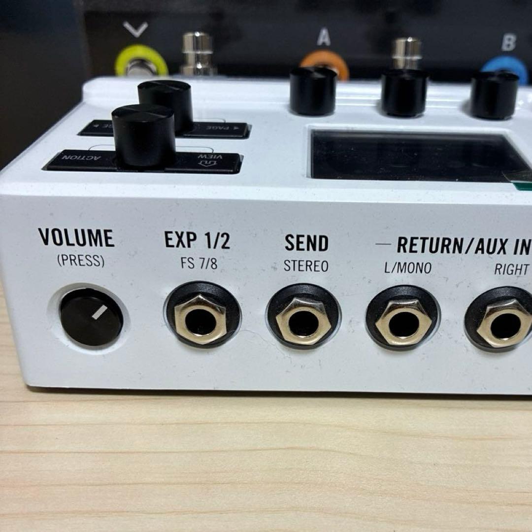 Line 6 HX Stomp XL 白