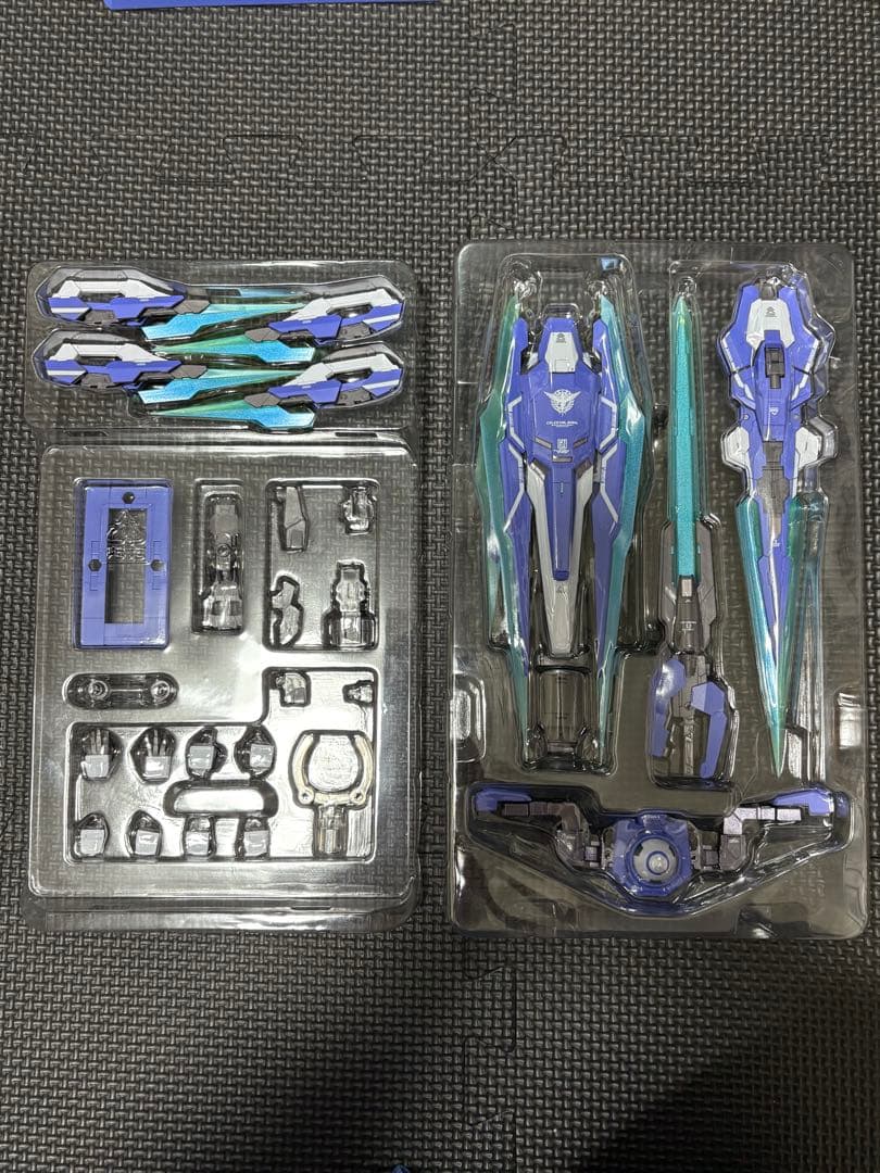 【L BUILD】ダブルオークアンタ フルセイバー/オプションセット