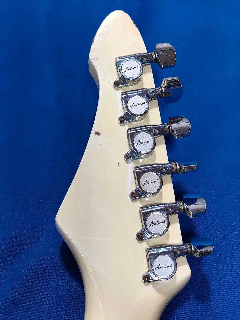 値下げ状態 良好Aria Pro II VA-353 ギター ソㇷトケース付