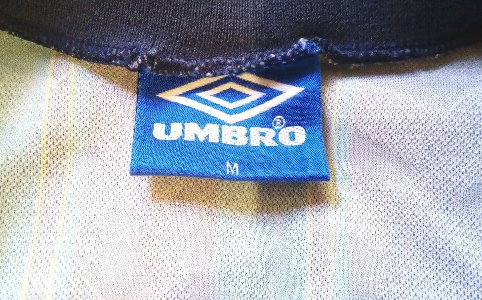 レトロ♥アヤックス♥超希少！ヴィンテージユニフォーム♥UMBRO♥サードモデル