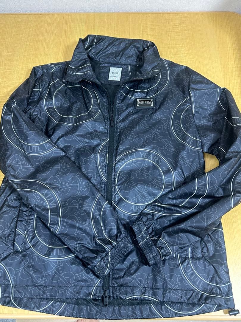 SY32 GOLF ブラックナイロンジャケット Lサイズ