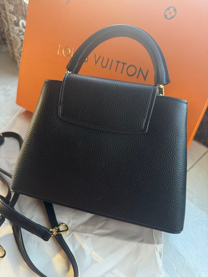 ☆週末限定価格☆ ブラックショルダーバッグ