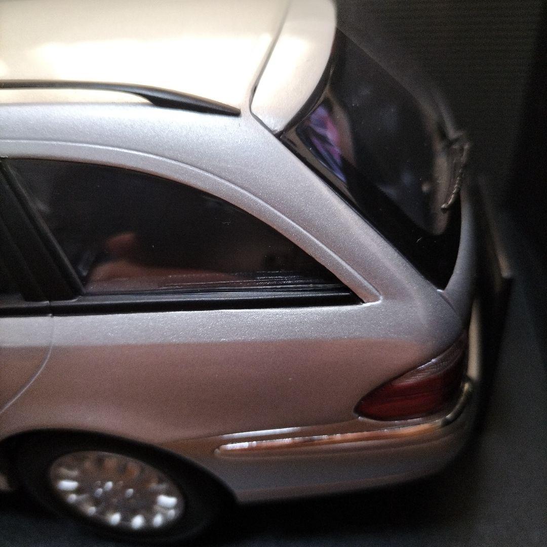 Mercedes-Benz E-Klasse T-Modell★1/18