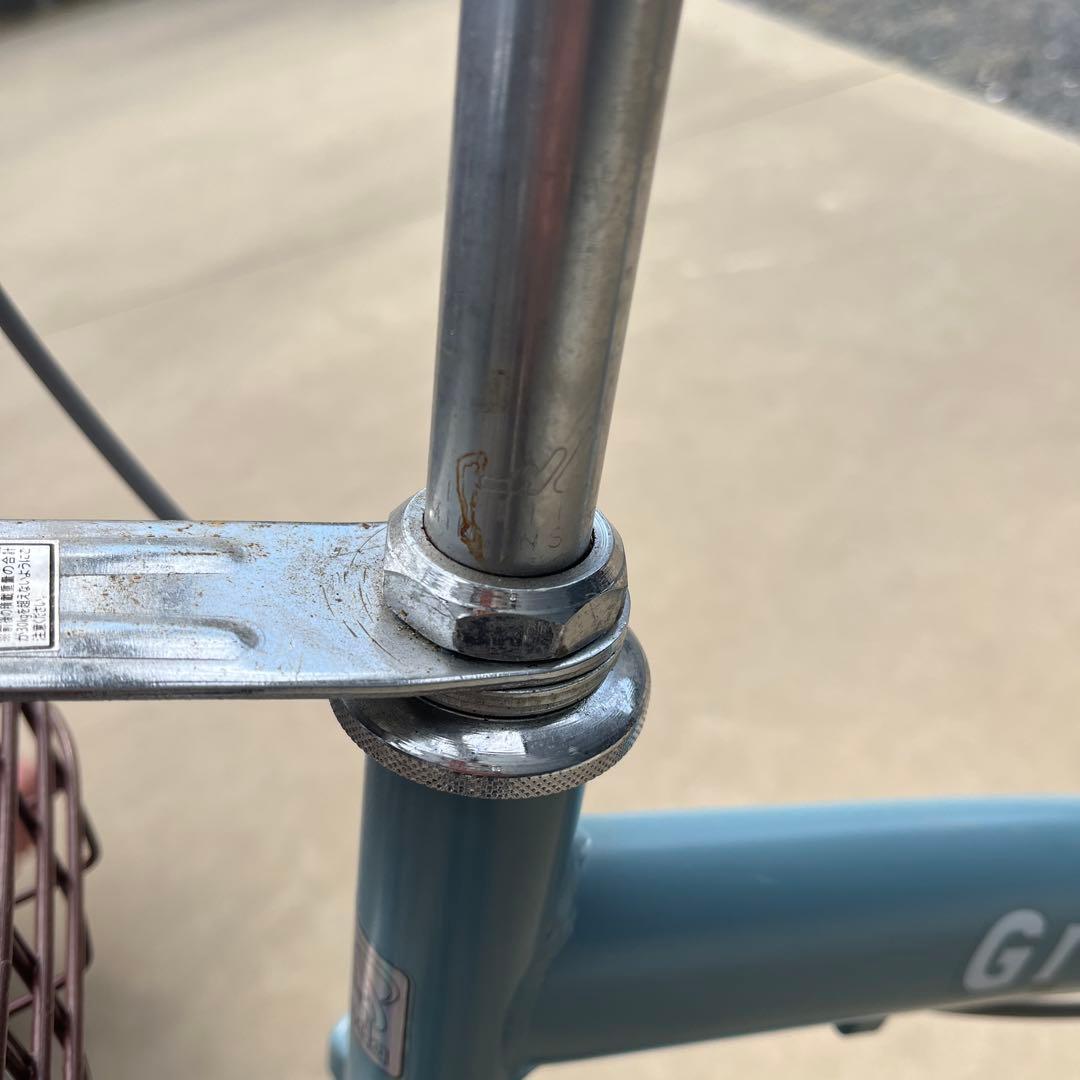 子供用　自転車　 22インチ 前カゴ付き