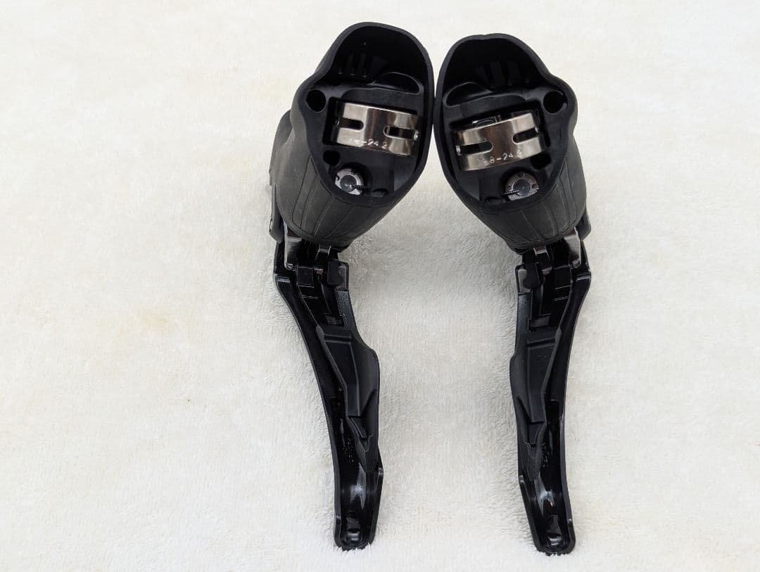 ★新品 シマノ アルテグラ ST-R8000 左右セット シフトワイヤー付属★