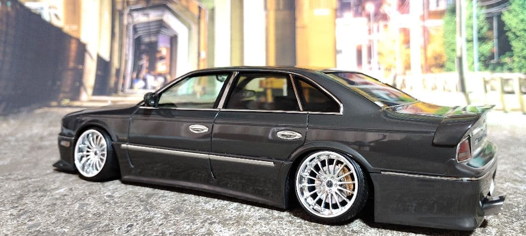 アオシマ プラモデル 1/24 プレジデント 完成品