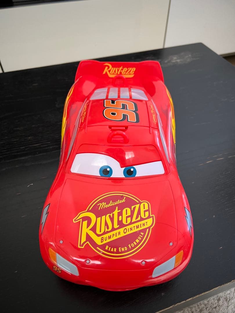 激レア　ライトニング・マックィーン ミニカー 95 Rust-eze