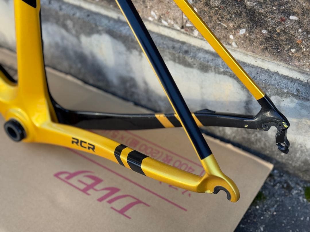 グスト　RCR リムブレーキ　フレームセット　カーボンフレーム　ロードバイク