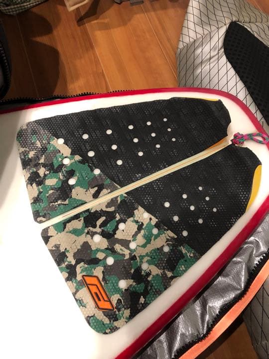 サーフボード（フルオーダーメイド）デッキパット、ハードケース付き