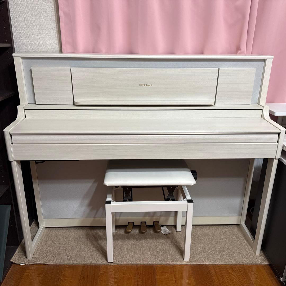 電子ピアノ LX706GP 白【椅子、遮音カーペット、ヘッドホン付】