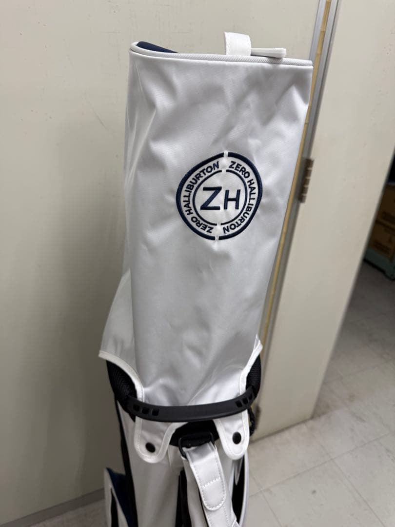 ゼロハリバートン　ゴルフ　キャディバッグ