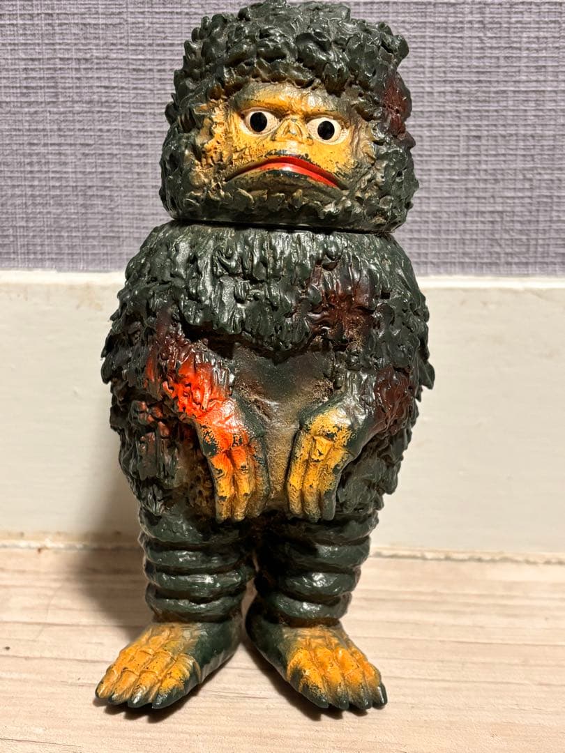 ウルトラマン 怪獣フィギュア　ガラモン　ソフビ