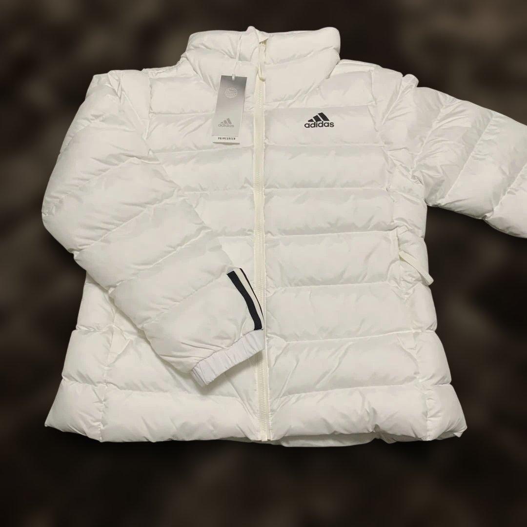 adidas ホワイト 中綿ジャケット