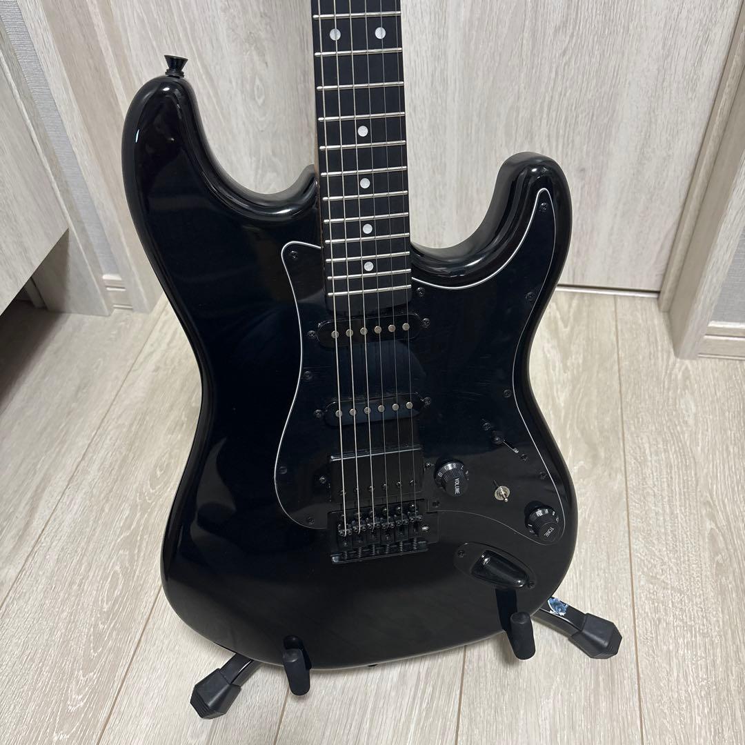専用エリスギター　ストラトタイプ　コイルタップ