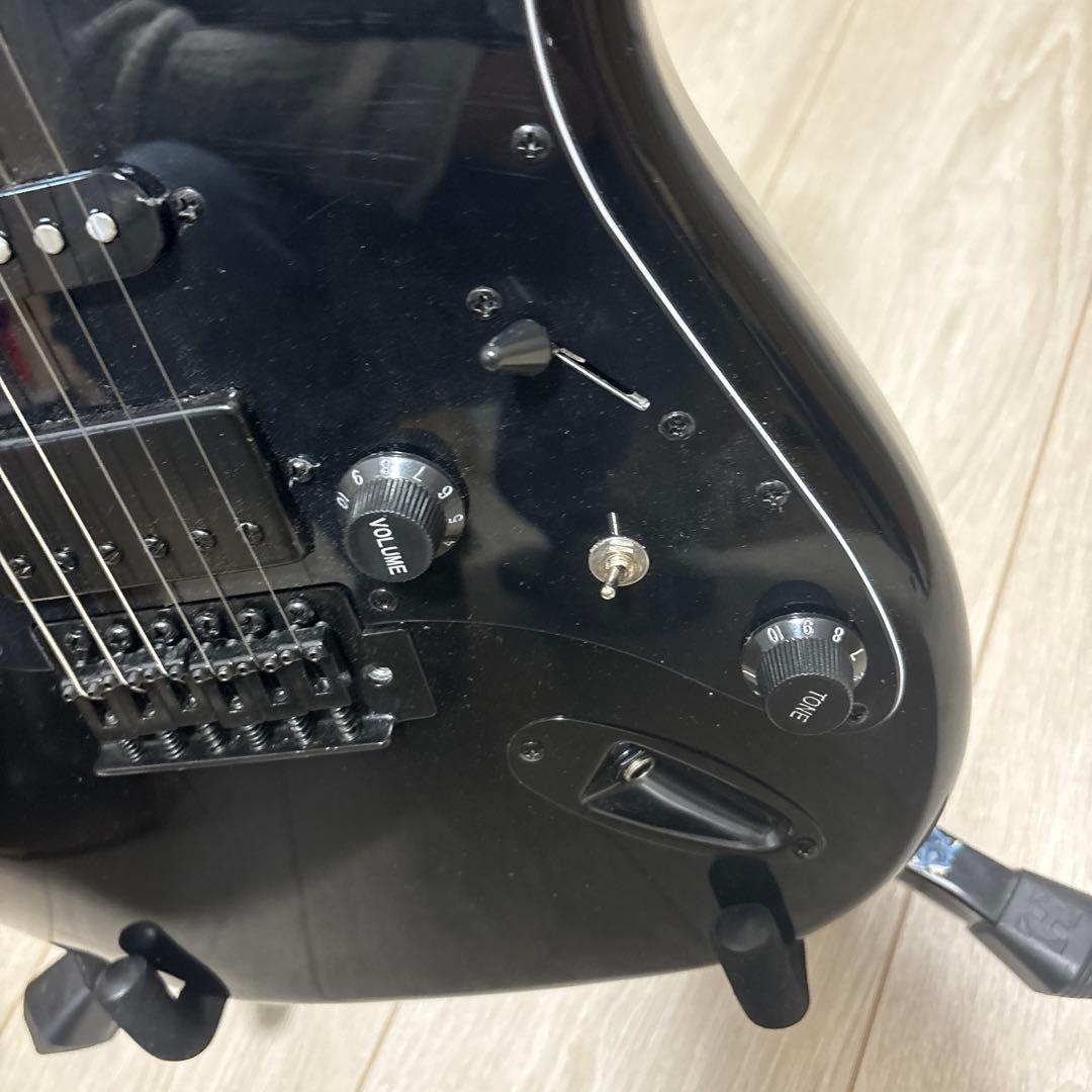 専用エリスギター　ストラトタイプ　コイルタップ