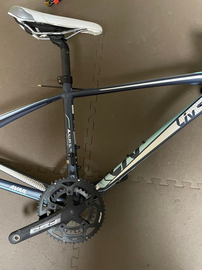 ジャイアント　Liv AVAIL 1 フレーム、クランクセット