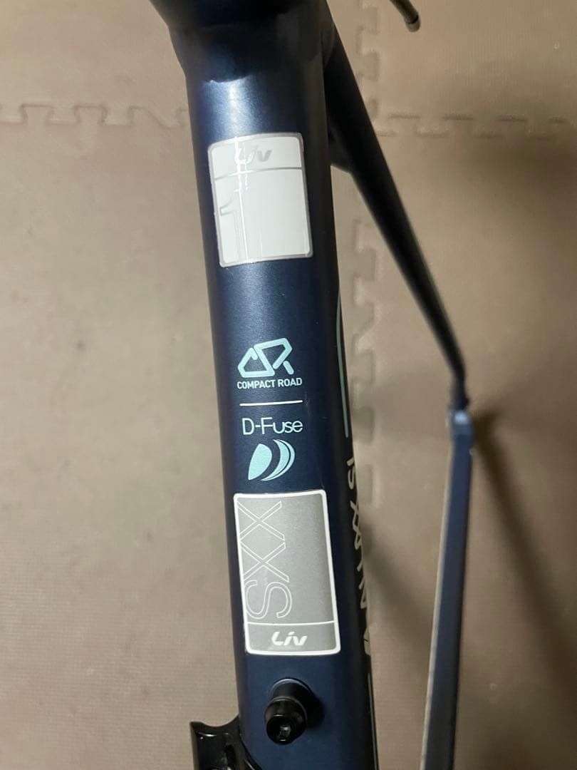 ジャイアント　Liv AVAIL 1 フレーム、クランクセット