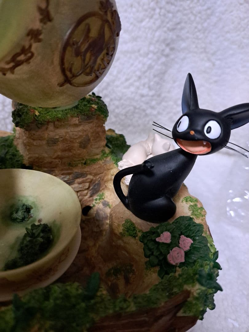 ジブリ　魔女の宅急便　ウォーターガーデン　不思議な水辺