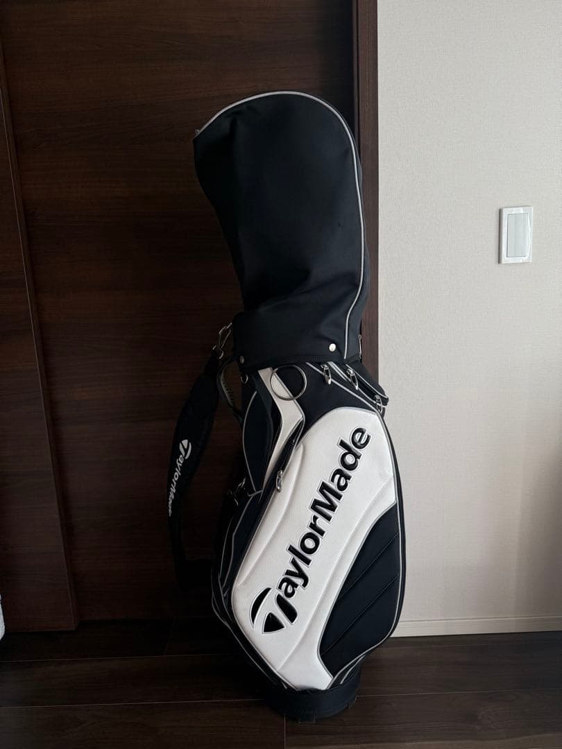 TaylorMade テーラーメイド キャディバッグ 黒/白