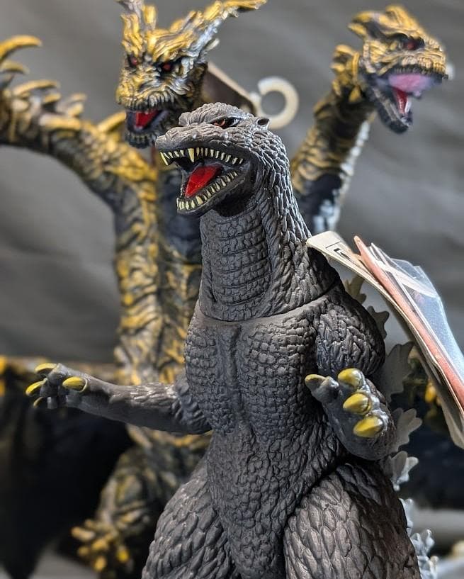 FINAL WARS カイザーギドラ＆ゴジラ（バンダイ）タグ付ソフビ２体セット