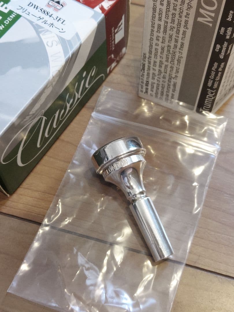 ア*ン様 デニスウィック　フリューゲルホルンマウスピース　　　　3FL