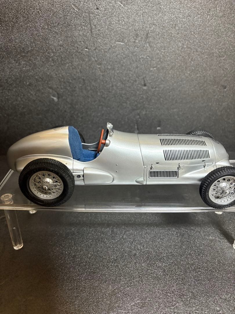 CMC 1/18 メルセデス・ベンツ W125 1937