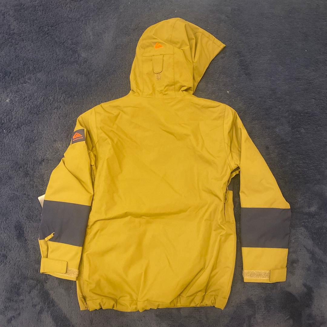 QUIKSILVER クイックシルバー　スノージャケット140 新品未使用　激安