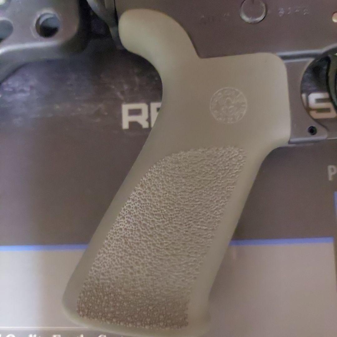 緑のCQB-R 東京マルイ　ガスブロ