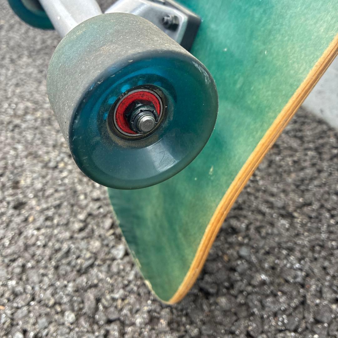 サーフスケート　カービングトラック