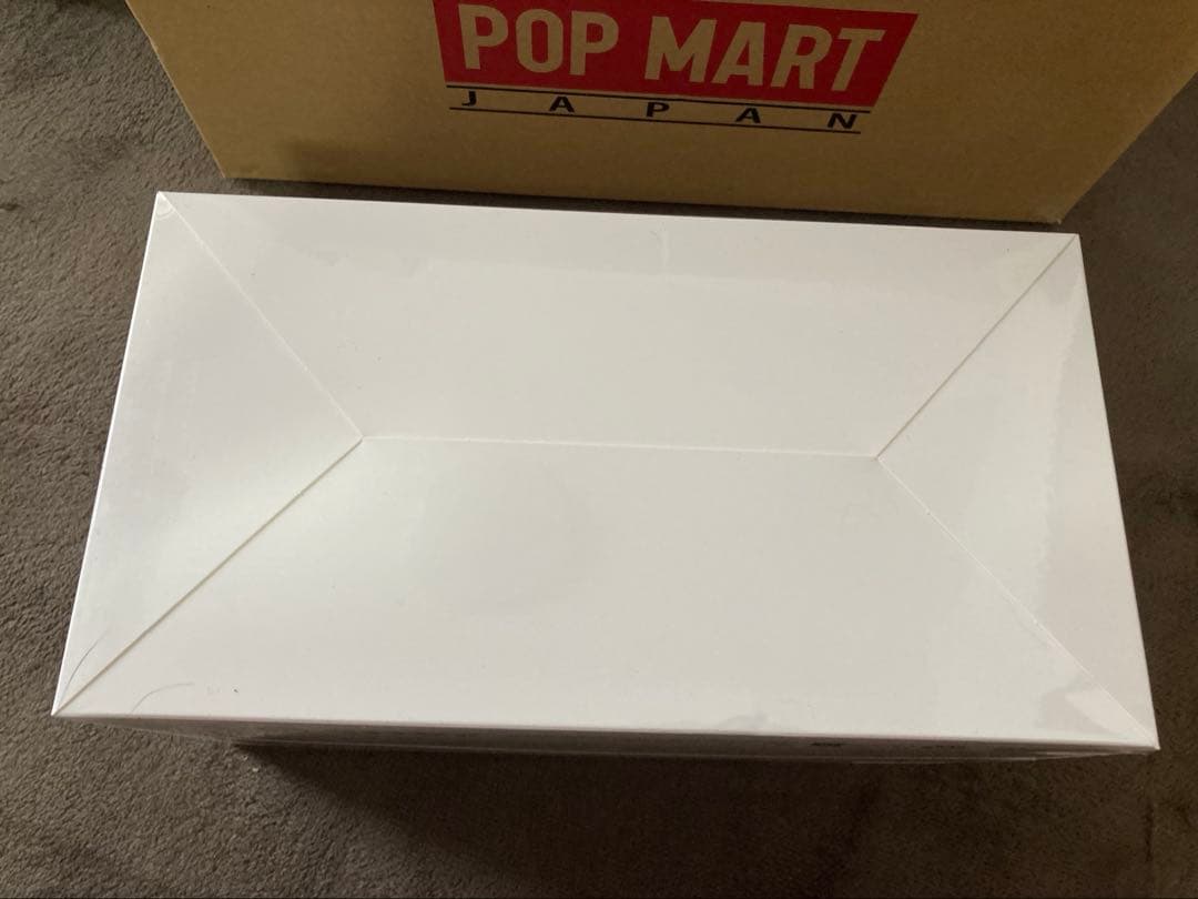 ぬいぐるみ LABUBU THE MONSTERS Biginto Energy 1box